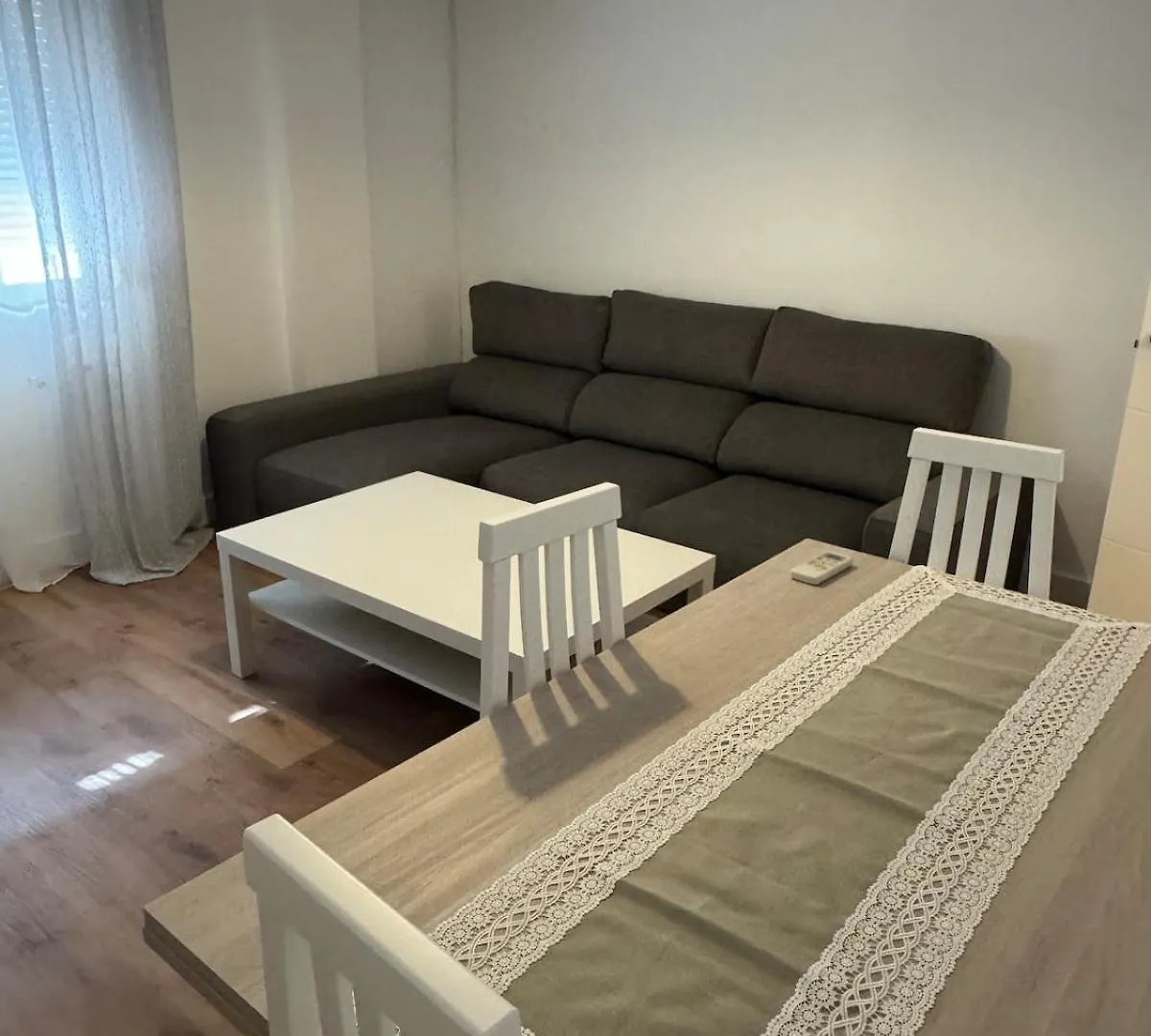 Alojamiento Baeza - Chicharro A Apartment